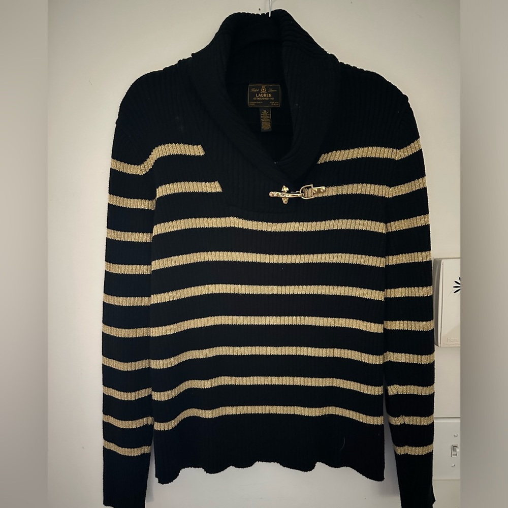 Ralph Lauren, Lauren sz XL Black and Gold Sweater with Collar $25
